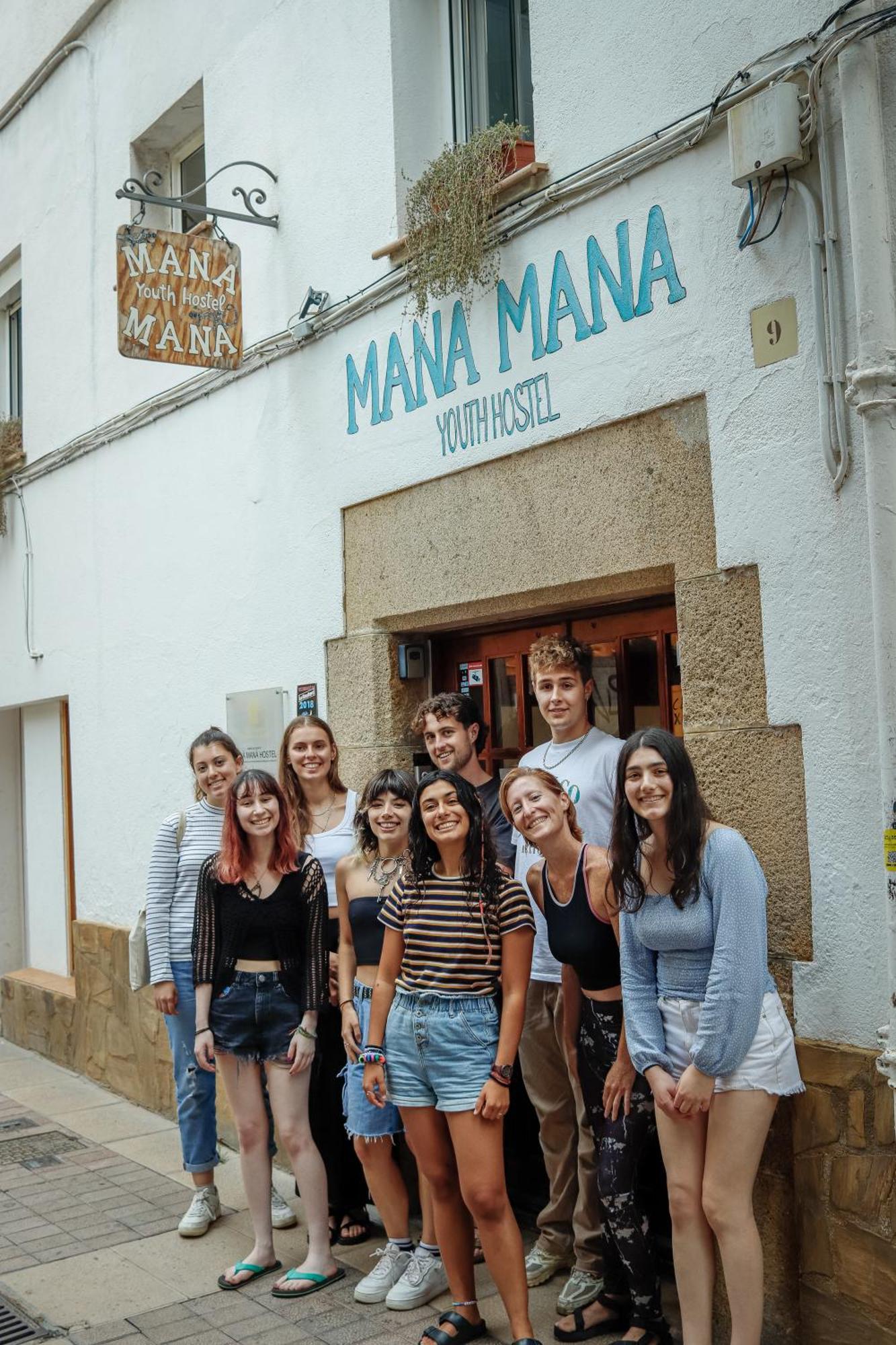 Mana Mana Youth Hostel Tossa de Mar Exterior foto